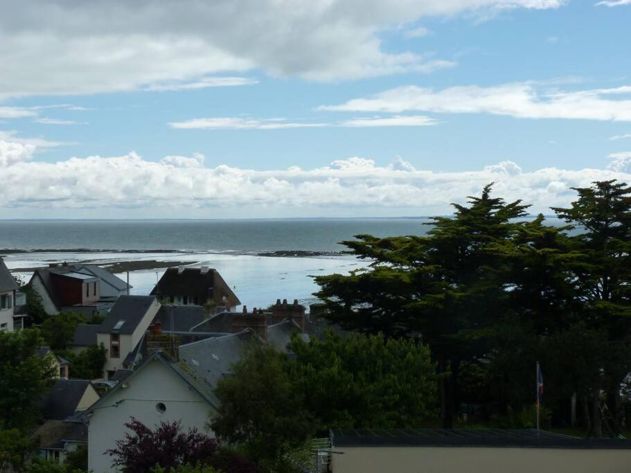 Studio Avec Vue Sur Mer A Granville. Plage A 3 Min Exteriör bild